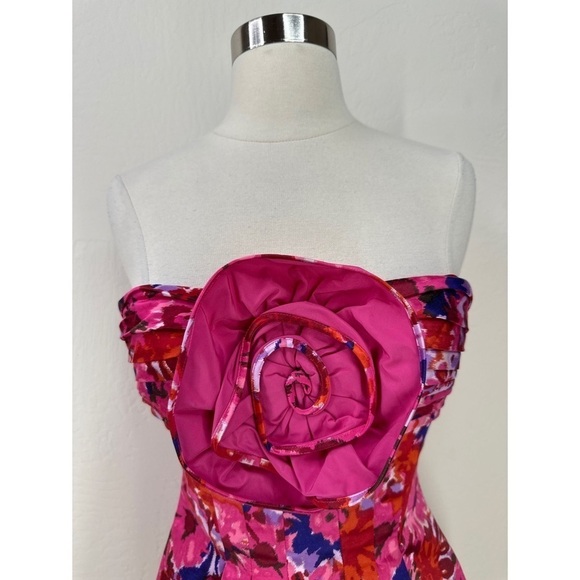 BCBGMaxAria Floral Bubble Strapless Mini Dress - Picture 4 of 11